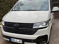 Gebraucht VW Transporter 150 PS (110 kW) 2022 Grau Van
