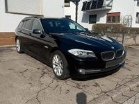 Gebraucht BMW 525 204 PS (150 kW) 2011 Schwarz Kombi