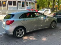 Gebraucht Mercedes A180 122 PS (89 kW) 2012 Silber Kleinwagen