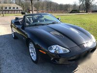 Second-hand Jaguar XKR 363 CP (266 kW) 2000 Negru Cabrio