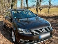 Gebraucht VW Passat Highline 140 PS (102 kW) 2012 Braun Kombi