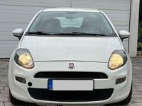 Gebraucht Fiat Punto 77 PS (56 kW) 2012 Weiß Kleinwagen