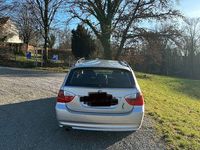 Gebraucht BMW 320 150 PS (110 kW) 2006 Silber Kombi