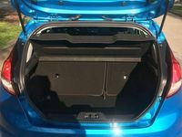 Gebraucht Ford Fiesta Titanium 125 PS (91 kW) 2014 Blau metallic Kleinwagen