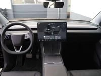 Gebraucht Tesla Model Y Standard Range 219 kW (299 PS) 2025 Schwarz SUV