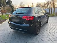 Gebraucht Audi A3 125 PS (91 kW) 2010 Schwarz Kleinwagen