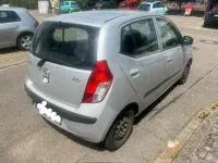 Gebraucht Hyundai i10 67 PS (49 kW) 2011 Silber Kleinwagen