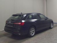 Gebraucht Audi A4 Basis 136 PS (100 kW) 2021 Schwarz Kombi