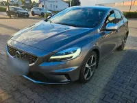 Gebraucht Volvo V40 152 PS (111 kW) 2019 Grau Kleinwagen
