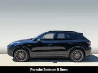Second-hand Porsche Cayenne Platinum Edition 462 CP (339 kW) 2022 Albastru SUV