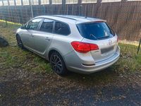 Second-hand Opel Astra 110 CP (80 kW) 2011 Argintiu Break