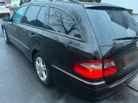 Gebraucht Mercedes E220 Avantgarde 170 PS (125 kW) 2009 Schwarz Kombi