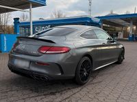Gebraucht Mercedes C300 AMG 300 PS (220 kW) 2019 Grau Coupé