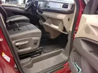 Gebraucht VW Multivan 150 PS (110 kW) 2024 Rot Van / Kleinbus