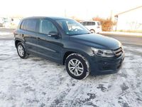 Gebraucht VW Tiguan Trendline 122 PS (89 kW) 2015 Grau SUV