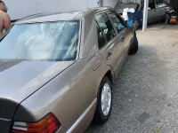 Gebraucht Mercedes E230 132 PS (97 kW) 1992 Braun Limousine