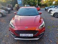 Gebraucht Ford Focus Active X 120 PS (88 kW) 2021 Rot Limousine
