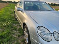 Gebraucht Mercedes E320 204 PS (150 kW) 2004 Silber Limousine
