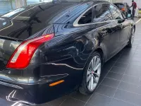 Gebraucht Jaguar XJ Luxury 275 PS (202 kW) 2014 Grau Limousine