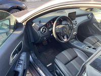 Gebraucht Mercedes CLA200 Shooting Brake Urban 156 PS (114 kW) 2016 Grau Kombi
