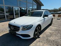 Gebraucht Mercedes E220 Night 194 PS (142 kW) 2016 Weiß Limousine