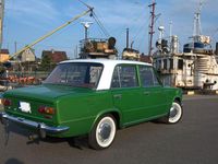 Gebraucht Lada 2110 60 PS (44 kW) 1973 Grün Limousine