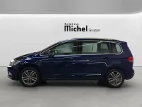 Gebraucht VW Touran Highline 150 PS (110 kW) 2022 Blau Van / Kleinbus