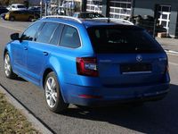 Gebraucht Skoda Octavia Ambition 150 PS (110 kW) 2019 Blau Kombi