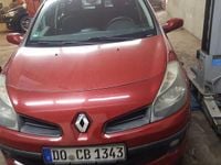 Gebraucht Renault Clio II Authentique 75 PS (55 kW) 2008 Rot Limousine