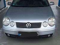 Gebraucht VW Polo Basis 75 PS (55 kW) 2003 Silber Kleinwagen