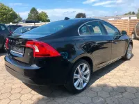 Gebraucht Volvo S60 Summum 163 PS (119 kW) 2013 Schwarz Limousine