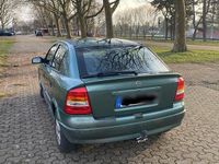 Gebraucht Opel Astra 116 PS (85 kW) 1999 Grün Limousine