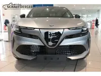 Neu Alfa Romeo Junior 146 PS (107 kW) 2025 Grau SUV