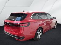 Gebraucht VW Passat 150 PS (110 kW) 2025 Chilirot Kombi