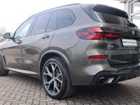 Gebraucht BMW X5 M Sport 352 PS (258 kW) 2024 Grün SUV