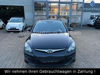 Gebraucht Hyundai i30 90 PS (66 kW) 2012 Schwarz Limousine