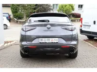 Neu Alfa Romeo Stelvio Veloce 209 PS (153 kW) 2026 Grau SUV