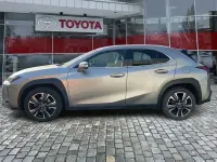 Gebraucht Lexus UX 250h 184 PS (135 kW) 2023 Sonic titanium (metallic) SUV