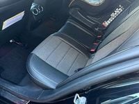 Gebraucht Mercedes E220 AMG line 194 PS (142 kW) 2017 Schwarz Limousine