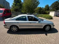 Gebraucht Volvo S60 140 PS (102 kW) 2003 Silber Limousine