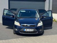 Gebraucht Ford Focus 101 PS (74 kW) 2010 Blau Limousine