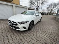 Gebraucht Mercedes A180 136 PS (100 kW) 2019 Weiß Limousine