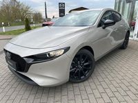 Nowe Mazda 3 Nagisa 140 KM (102 kW) 2026 Beżowy Sedan/Limuzyna
