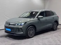 Gebraucht VW Tiguan Elegance 150 PS (110 kW) 2024 Cipressinogrün metallic SUV