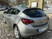 Gebraucht Opel Astra Sport 140 PS (102 kW) 2011 Grau Kleinwagen