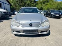 Gebraucht Mercedes C200 163 PS (119 kW) 2001 Silber Coupé