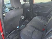 Gebraucht Toyota Prius Comfort 122 PS (89 kW) 2017 Rot Limousine