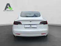 Gebraucht Tesla Model 3 324 kW (441 PS) 2022 Weiß Limousine