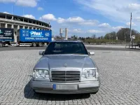 Gebraucht Mercedes E320 220 PS (161 kW) 1994 Silber Limousine