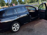 Gebraucht VW Golf VIII Life 131 PS (96 kW) 2021 Schwarz Kombi